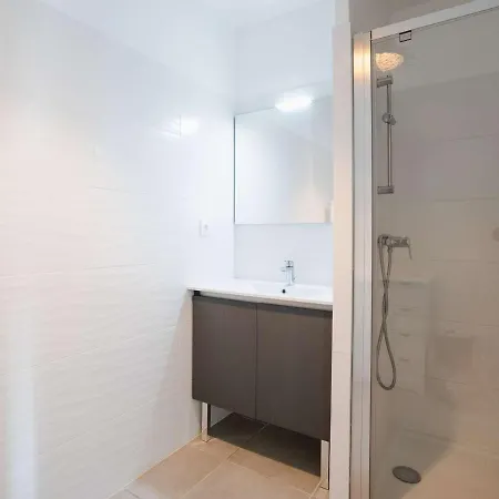 Apartment Lumineux Et Climatise Avec Wifi Et Parking A Narbonne-plage - Fr-1-409-202 Narbonne