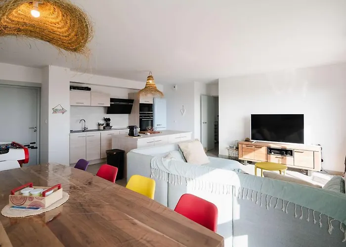 Lumineux Et Climatise Avec Wifi Et Parking A Narbonne-plage - Fr-1-409-202 Διαμέρισμα *
