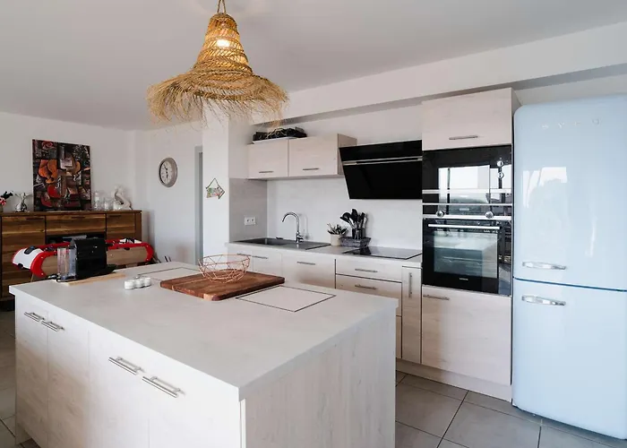 Lumineux Et Climatise Avec Wifi Et Parking A Narbonne-plage - Fr-1-409-202 Διαμέρισμα *